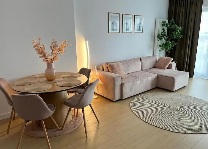 Silk Haven - Central Apartment Iasi