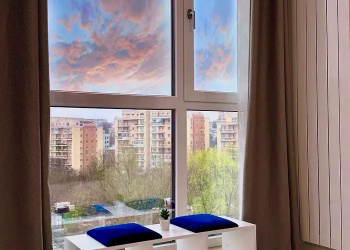 Sky View II - Free Parking Apartment Iasi