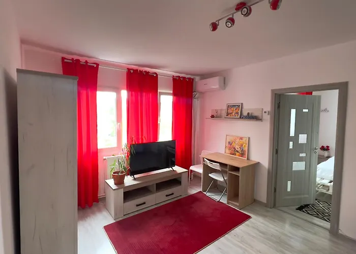 Central Stylish Apartment- 3Rooms & Self Checkin Iasi