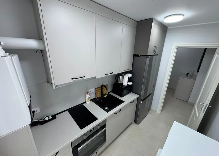 Unique Apartments City Center By Glam Story - Free Parking Iasi