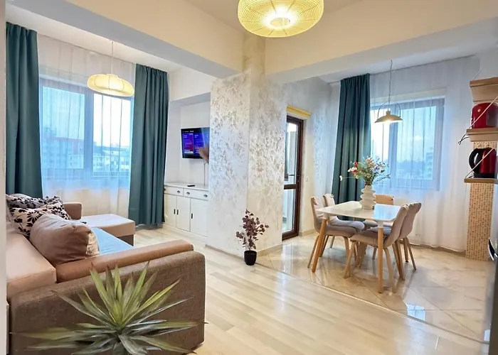 Lazar Tower Apartments With 2 Bedroom And Parking Near Palas Iasi