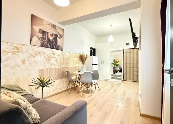Glam Apartments Edition At Lazar Towers Palas Mall Area Iasi