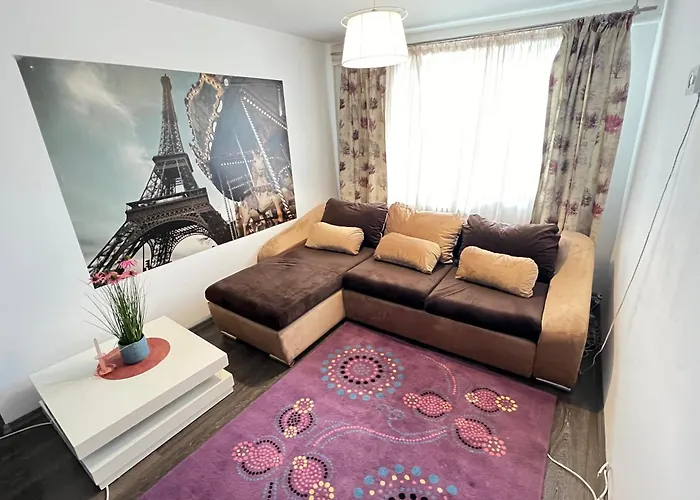 City Charm -3 Rooms With Free Parking Iasi