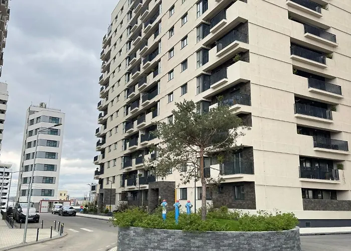 Charming Apartments Close Centercity And Airport By Glam - Parking Option Iasi