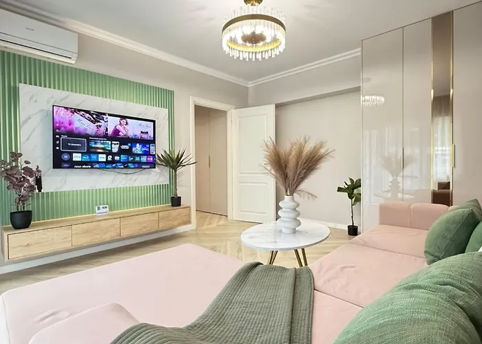 Pink Story By Glam Apartments Airport Area - Parking Option Iasi