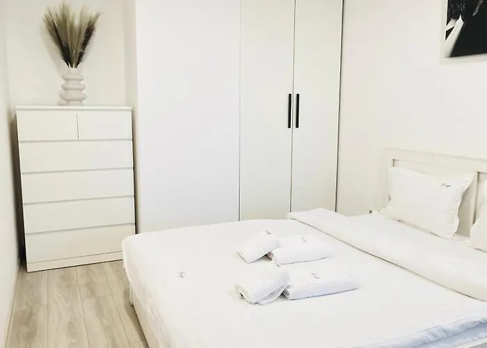 Cozy Lazar Acommodation - Palas Mall Iasi