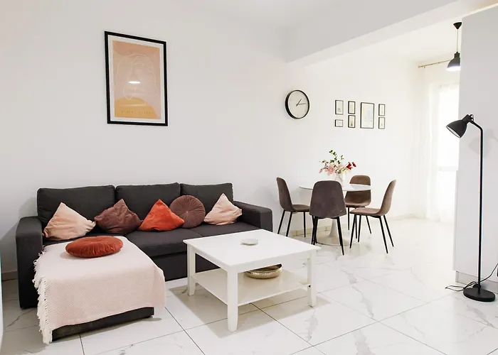 Lazar Tower Area By Comfystay Glam Apartments - Parking Option Iasi